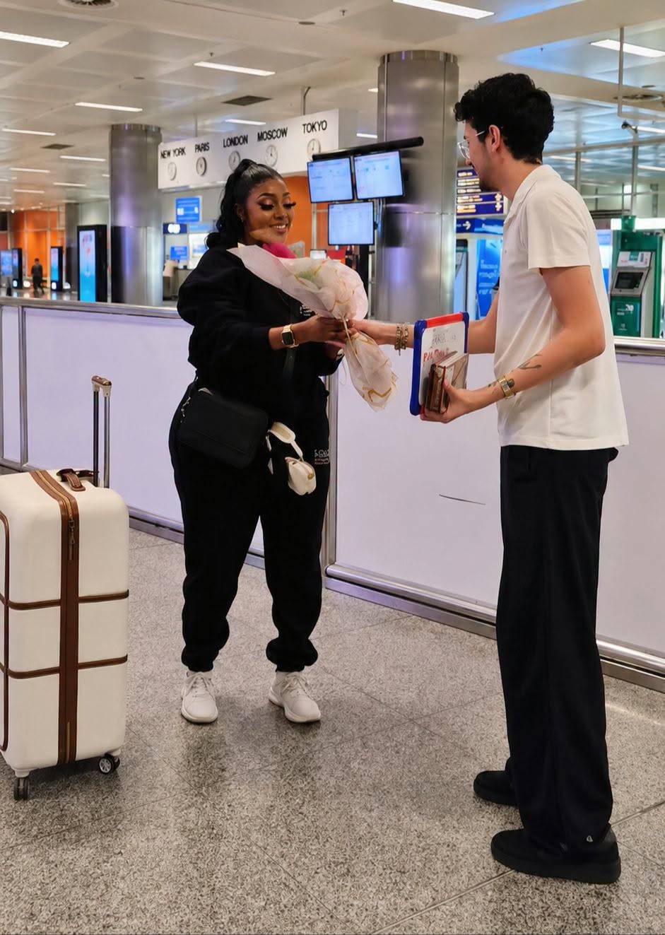 Amber Ray Travels To Turkey For BBL & Body Enhancement Surgery